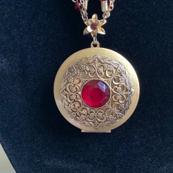 Romantic Vintage Boho Locket Necklace and Beaded Chocker Red OS - Picture 5 of 16